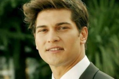 Çağatay Ulusoy'un yeni dizisi belli oldu