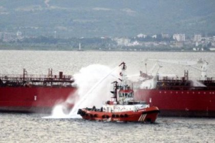 Çanakkale Boğazı'nda iki tanker çarpıştı