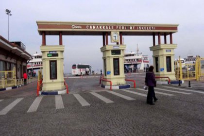 Çanakkale Boğazı'nda transit gemi geçişlerine sis engeli