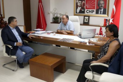 CHP Genel Sekreteri Sındır'dan İzmir İl başkanlığına ziyaret