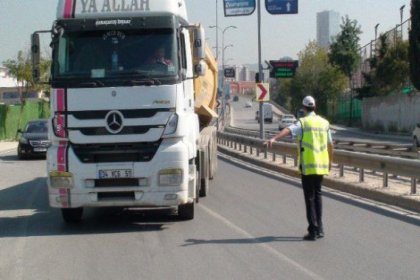Emniyet Genel Müdürlüğü'nden yılbaşı için özel tedbirler