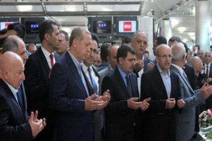 Erdoğan, Atatürk Havalimanı'nda dua etti