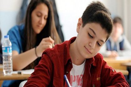 Gençler yaz tatili yerine eğitim kurslarını tercih ediyor