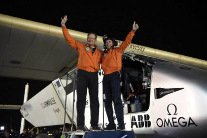 Güneş enerjisiyle çalışan Solar Impulse uçağı dünya turunu tamamladı
