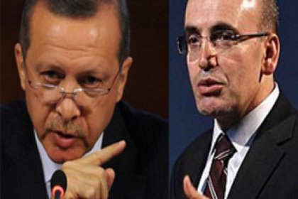 Hükümet, AB ile ilişkileri koparmaya, Mehmet Şimşek onarmaya çalışıyor