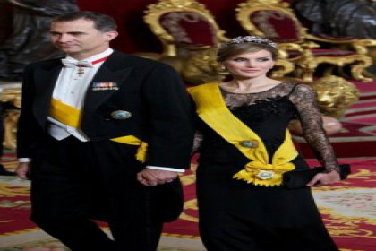 İspanya, Kraliçe’yi konuşuyor