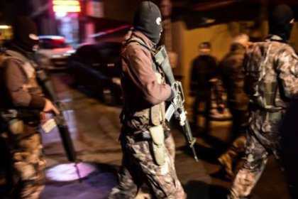 İstanbul'daki saldırı sonrasında 10 gözaltı