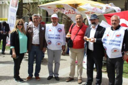 İzmir Büyükşehir Belediye emekçilerine büyük destek