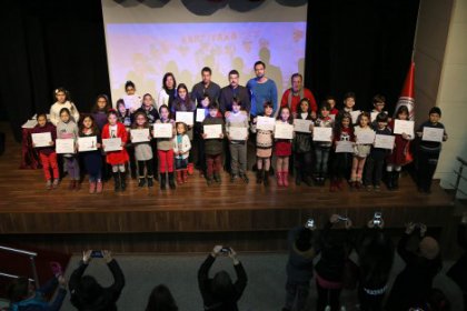 Karşıyaka'da Çocuk Kulübü sertifika heyecanı
