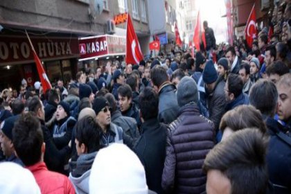 Kayseri'de CHP ve EMEP'e saldırı