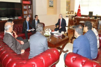 Kılıçdaroğlu, KESK heyetini ile görüştü