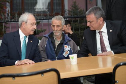 Kılıçdaroğlu'dan şehit polis Yaşar Yavaş'ın ailesine taziye ziyareti