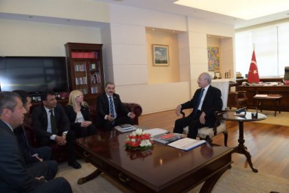 Kılıçdaroğlu'nu, Eğitim-Sen Genel Başkanı Kamuran Karaca ziyaret etti