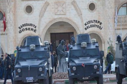 Kızıltepe ve Bitlis belediyelerine operasyon