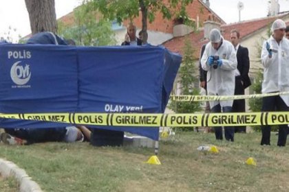 Liseli genç parkta ölü bulundu
