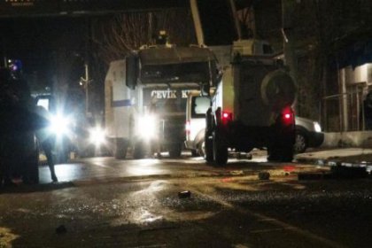 Mardin'de polis aracının geçişi sırasında patlama