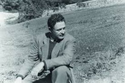 Nazım Hikmet ve dizeleri