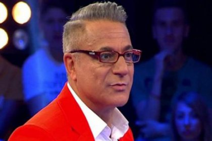 O da ödüllerini iade mi edecek?