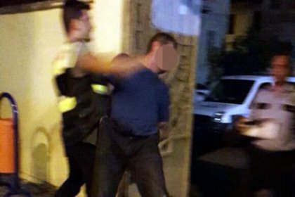 Parkta çocuğa tecavüze kalkıştı, linçten polis kurtardı