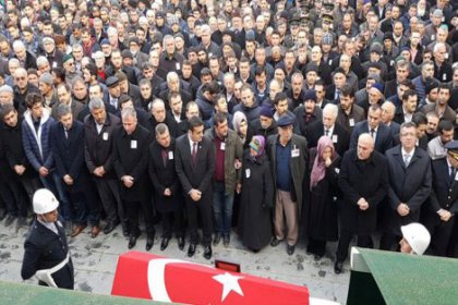 Şehit polisi Sinop'ta 10 bin kişi uğurladı