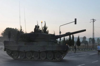 Tanklar İstanbul’a hareket etti!
