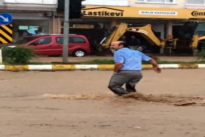 Trabzon'da sel can aldı: 2 kişi öldü