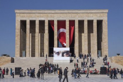 TSK'den bir ilk: Anıtkabir'de toplanma çağrısı