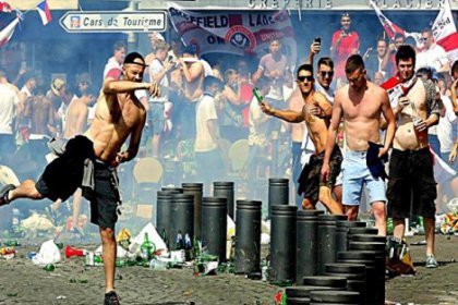 UEFA'dan Rusya'ya şok ceza