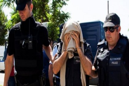 Yunanistan 3 askerin iade talebini reddetti