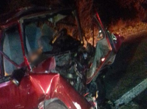 Denizli’de trafik kazası: 3 ölü, 5 yaralı Denizli’de trafik kazası: 3 ölü, 5 yaralı