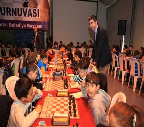 6. Atatürk Kupası Satranç Turnuvası Kartal’da gerçekleştirildi