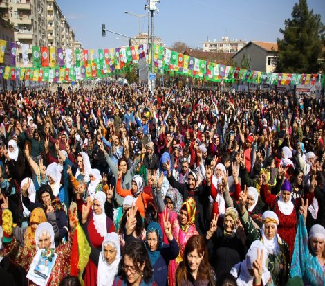 8 Mart Diyarbakır'da coşkuyla kutlandı
