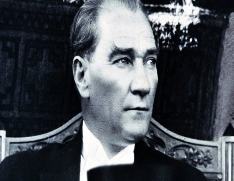 AA’nın yıllığında 10 Kasım'da Atatürk yok, Abdülhamid var