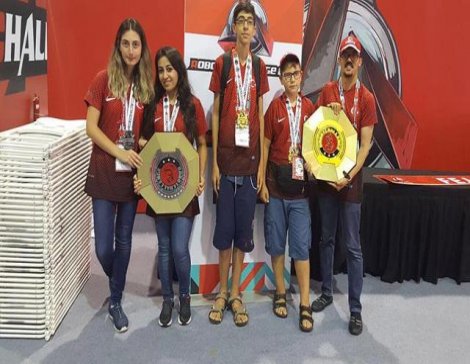 Antalyalı öğrencilerin robot takımı dünya şampiyonu oldu