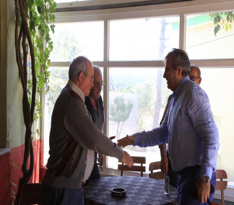 Bandırma Belediye Başkanı Mirza, Çakıl Mahallesi'ndeki çalışmaları inceledi