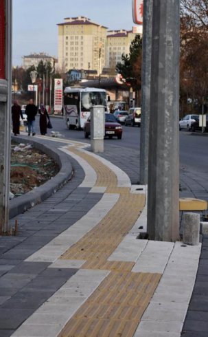 'Belediye engelliler için parkur yapmış!'