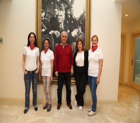 Bodrum’dan Adriyatik'e yelkenli ile 4 kadın…