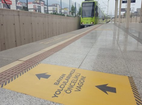 Bursa'daki 'kadınlara ayrı vagon' uygulaması tutmadı