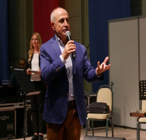 Büyükçekmece Belediye Başkanı: Demokrasilerde özgür basının rolü tartışılamaz