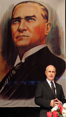 Büyükçekmece Belediye Başkanı'ndan 10 Kasım mesajı