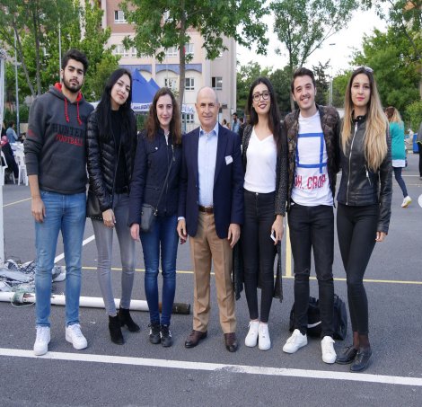 Büyükçekmece Belediyesi, üniversite adaylarının yanında