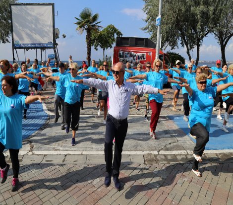 Büyükçekmece'de  'Dışarda spor var' etkinliği devam ediyor