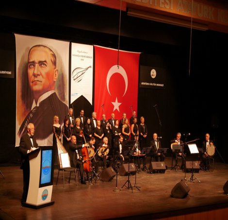 Büyükçekmece’de sokak hayvanları yararına konser