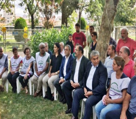CHP'den HDP'nin 'Vicdan ve adalet nöbeti'ne destek ziyareti