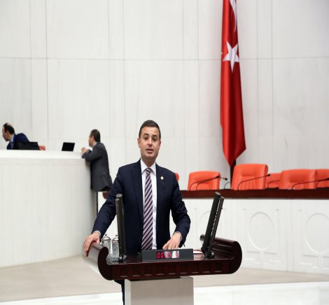 CHP'li Akın: Zorunlu arabuluculuk kanunu ile 15 milyon işçi mağdur olacak