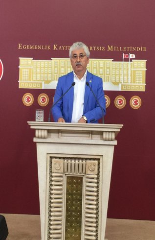 CHP'li Mehmet Tüm’den  'Hayır'lı 8 Mart mesajı