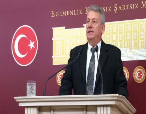 CHP’li Pekşen: AKP iktidarda kalmak için uluslararası tekellere rüşvet veriyor