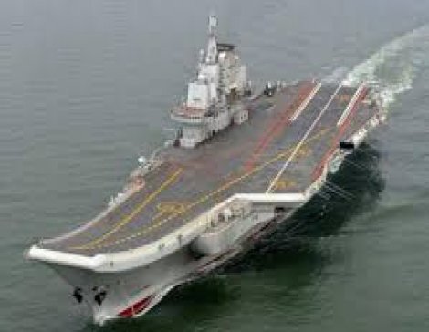 Çin'in ikinci uçak gemisi suya indi