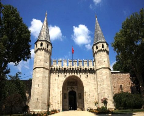 Çökme noktasına gelen Topkapı Sarayı'na yoğun bakım