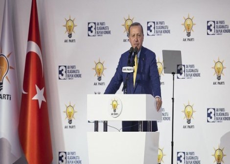 Erdoğan: İmam hatiplere zorla kaydettirilme haberleri yalandır; bunları köpürtenler faşisttir